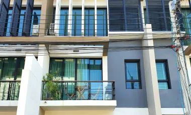 出售 和 出租 3 卧室 联排别墅 在 Khlong Toei, 曼谷