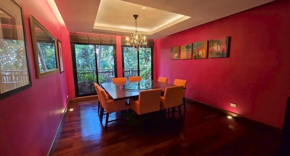 For sale and for rent 4 bedrooms condo in Sathon, Bangkok