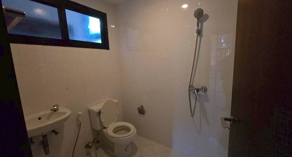 Продажа и аренда 4 спальни кондо в Сатхон, Бангкок