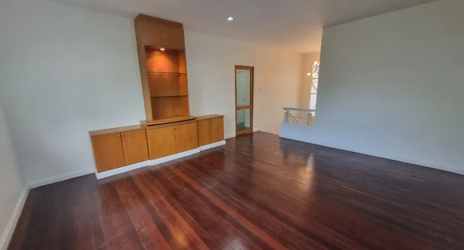 À vendre 3 chambres maison à Bang Phli, Samut Prakan