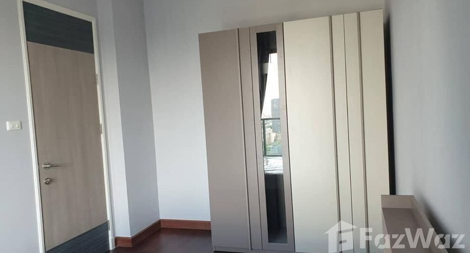 Condo en venta y en alquiler de 2 habitaciones en Watthana, Bangkok