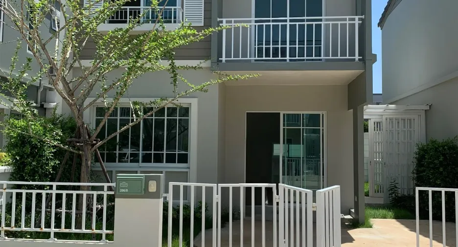 For sale 3 bedrooms house in Bang Phli, Samut Prakan