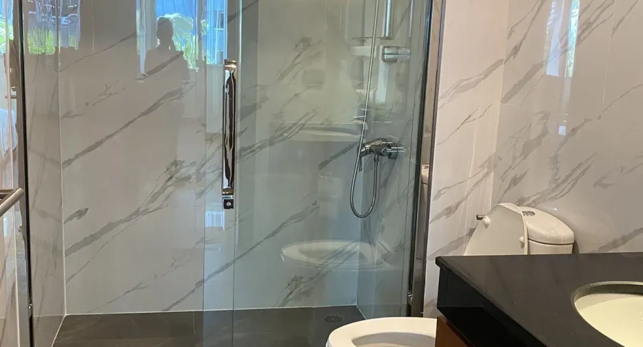 For rent and for sale 2 bedrooms condo in Yan Nawa, Bangkok