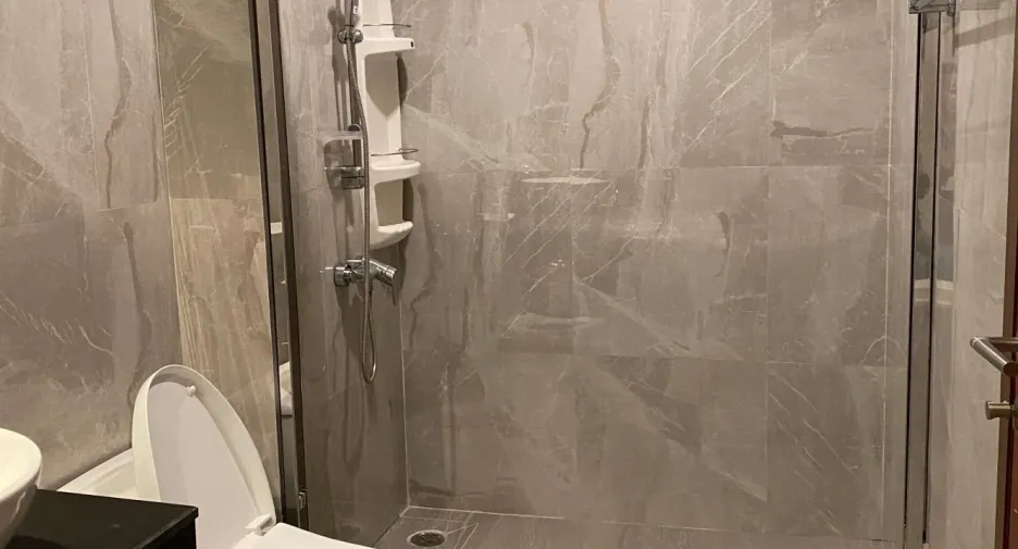 For rent and for sale 2 bedrooms condo in Yan Nawa, Bangkok