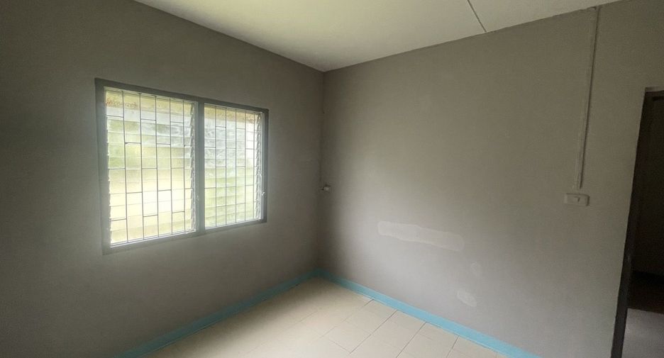 For sale 2 bedrooms apartment in Bang Khun Thian, Bangkok