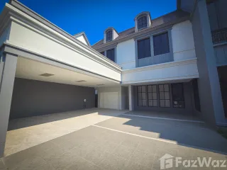 For sale 5 bedrooms house in Bang Khen, Bangkok