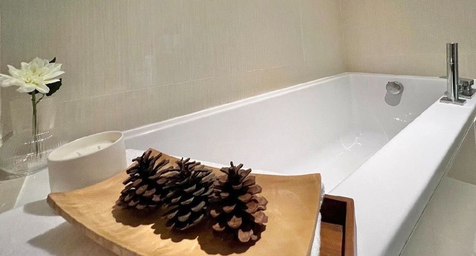 For sale and for rent 1 bed condo in Watthana, Bangkok