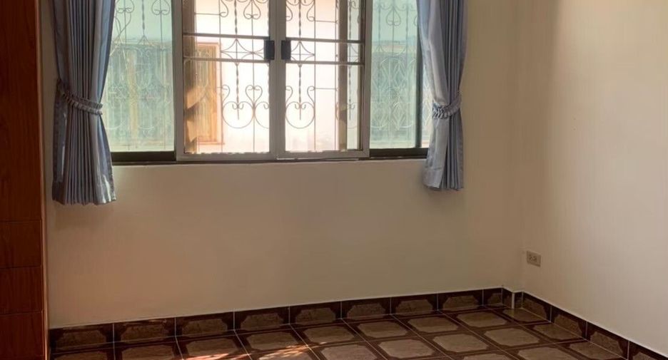 Reihenhaus zur Miete mit 2 Zimmer in Min Buri, Bangkok