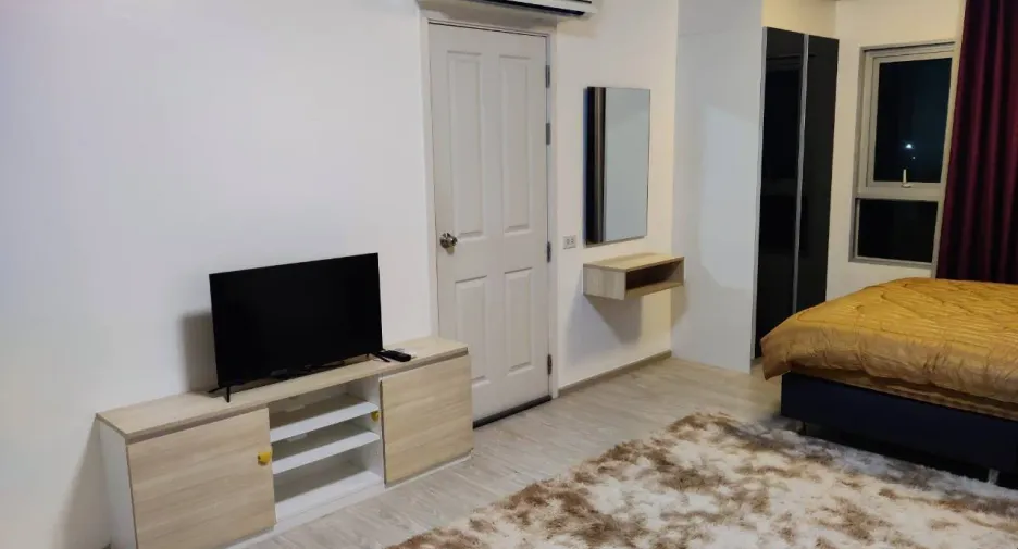 For rent studio condo in Chom Thong, Bangkok