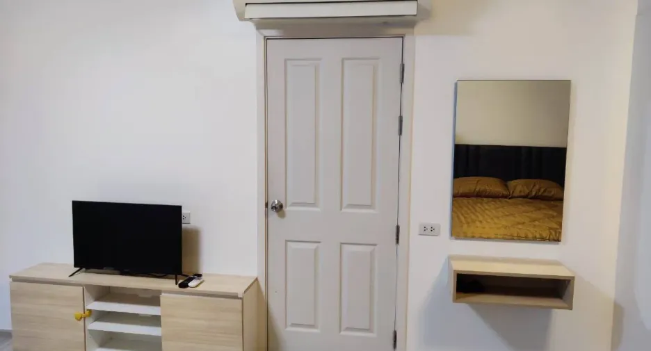 For rent studio condo in Chom Thong, Bangkok