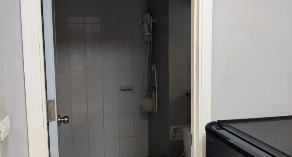 For rent studio condo in Chom Thong, Bangkok