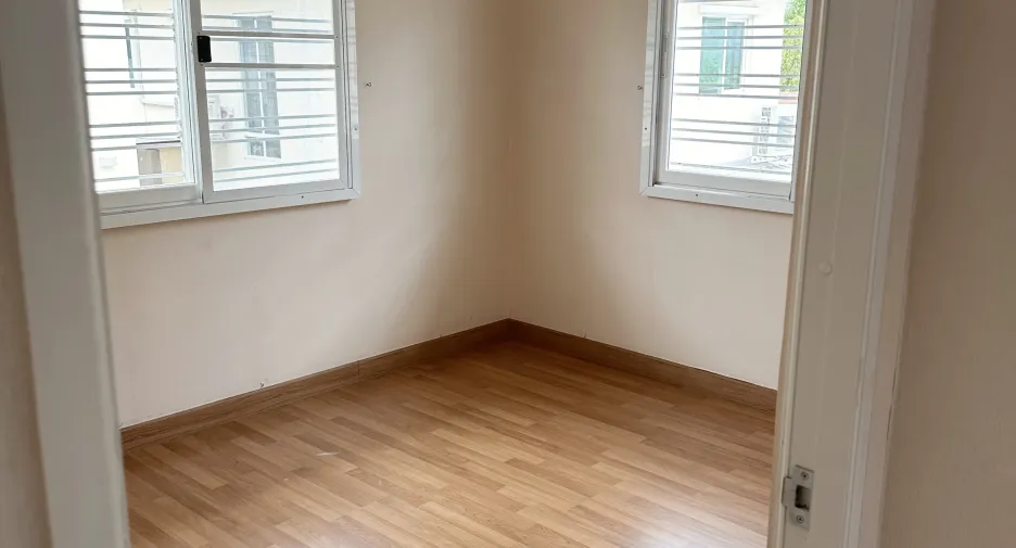 Casa en venta y en alquiler de 3 habitaciones en Nong Khaem, Bangkok