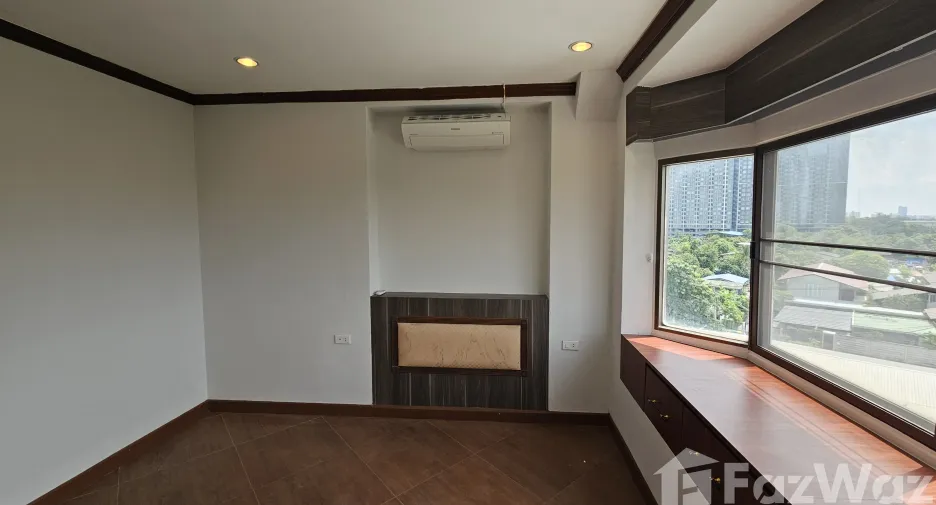For sale 2 bedrooms condo in Bang Na, Bangkok