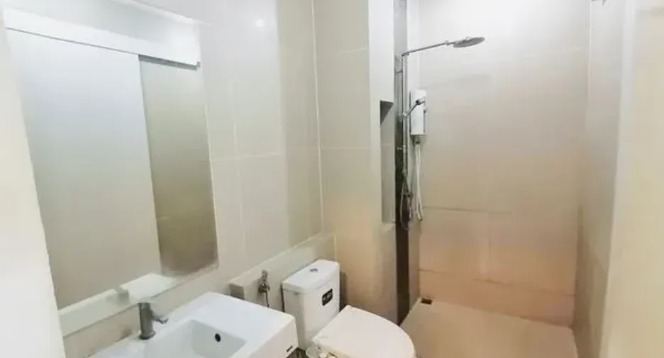 Condo en alquiler de 1 habitaciones en Wang Thonglang, Bangkok