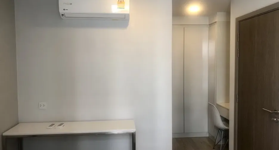 For sale 1 bed condo in Pathum Wan, Bangkok