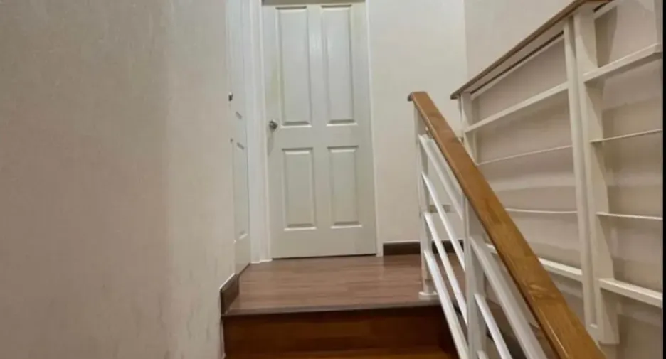 For rent and for sale 5 bedrooms townhouse in Bang Bon, Bangkok