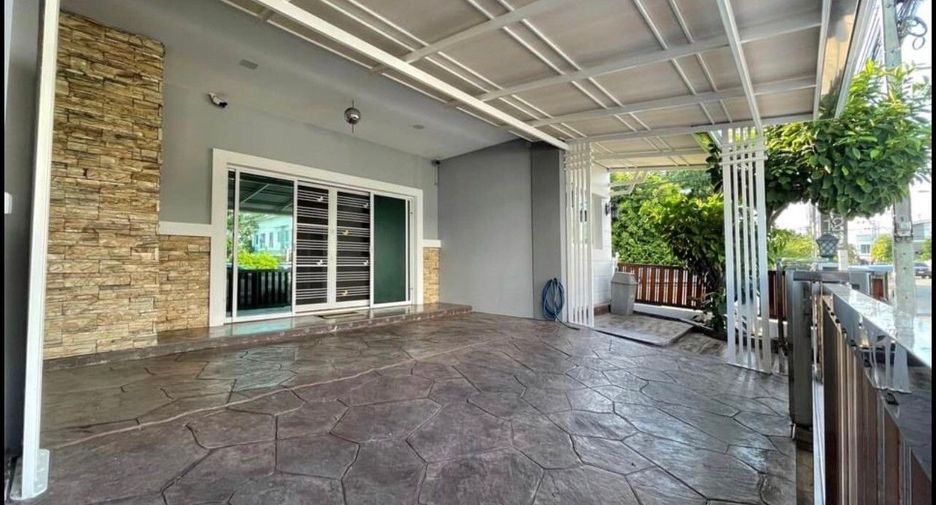 For rent and for sale 5 bedrooms townhouse in Bang Bon, Bangkok