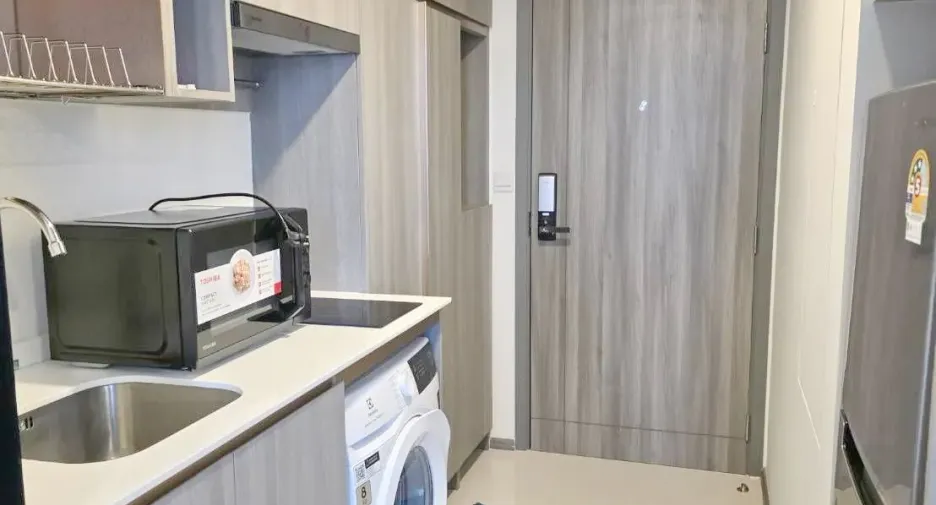 For sale and for rent 2 bedrooms condo in Mueang Samut Prakan, Samut Prakan