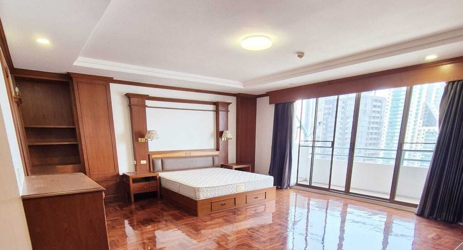For sale and for rent 3 bedrooms condo in Khlong Toei, Bangkok