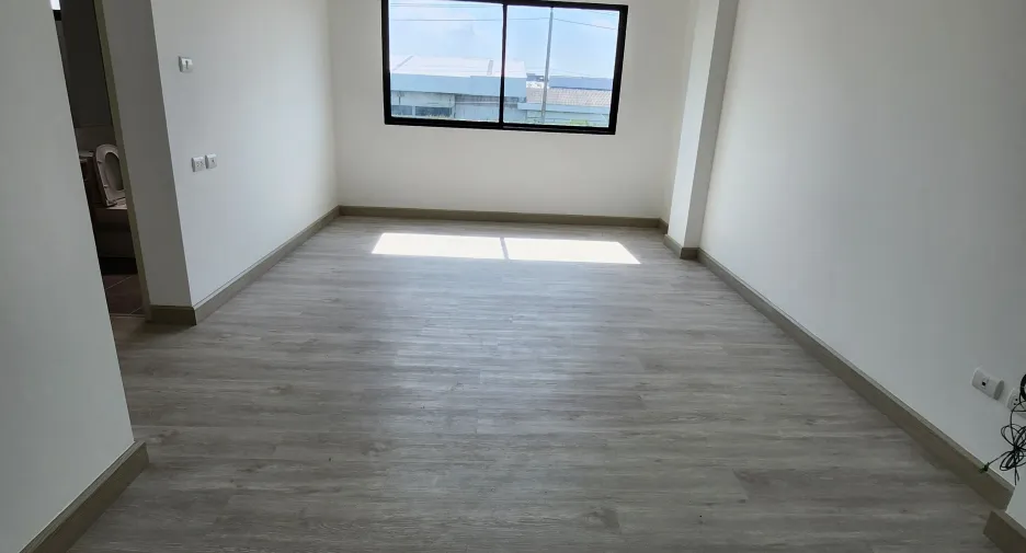 For sale 3 bedrooms townhouse in Bang Phli, Samut Prakan