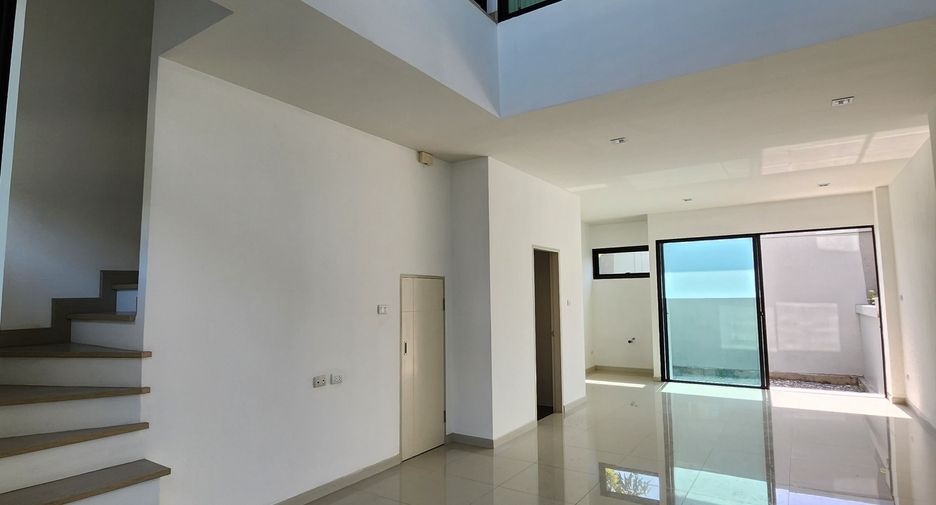 Продажа 3 спальни таунхаус в Bang Phli, Самутпракан