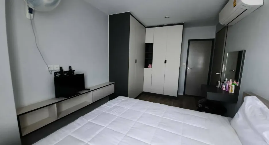 For sale and for rent 2 bedrooms condo in Mueang Samut Prakan, Samut Prakan