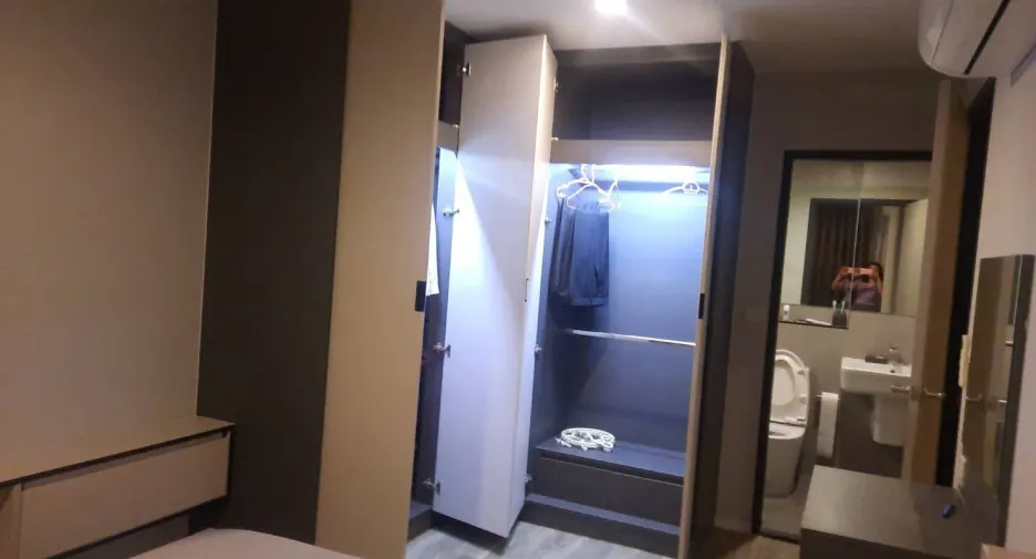 For sale and for rent 2 bedrooms condo in Mueang Samut Prakan, Samut Prakan
