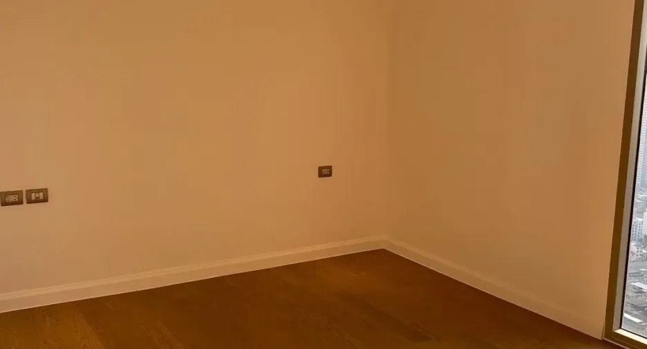 For sale 4 ベッドルーム condo in Khlong San, Bangkok