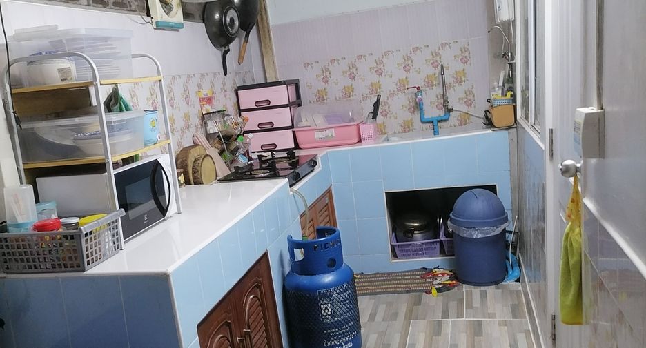 For sale 3 bedrooms townhouse in Bang Phli, Samut Prakan