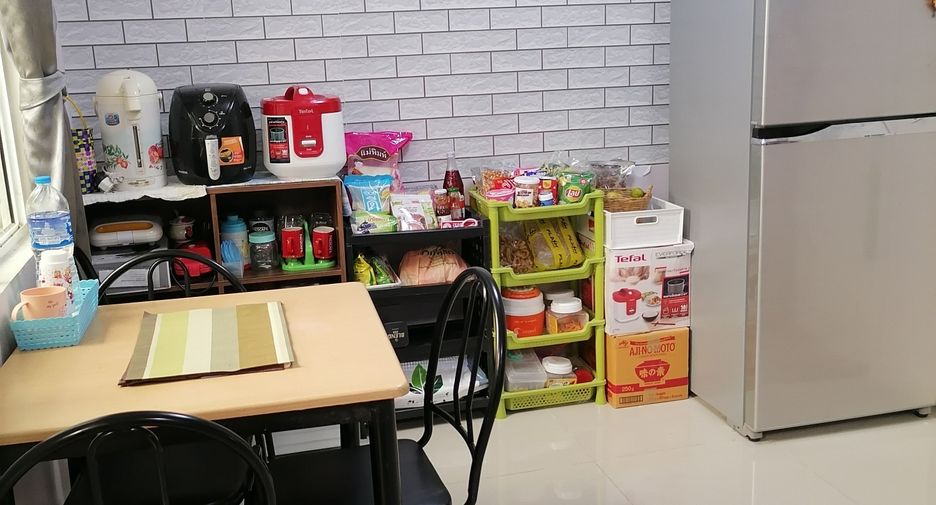 For sale 3 bedrooms townhouse in Bang Phli, Samut Prakan