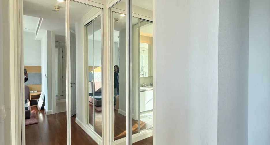 For sale 2 ベッドルーム condo in Pathum Wan, Bangkok
