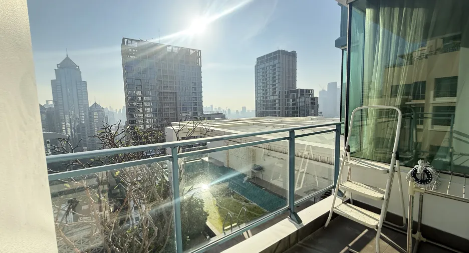 For sale 2 ベッドルーム condo in Pathum Wan, Bangkok