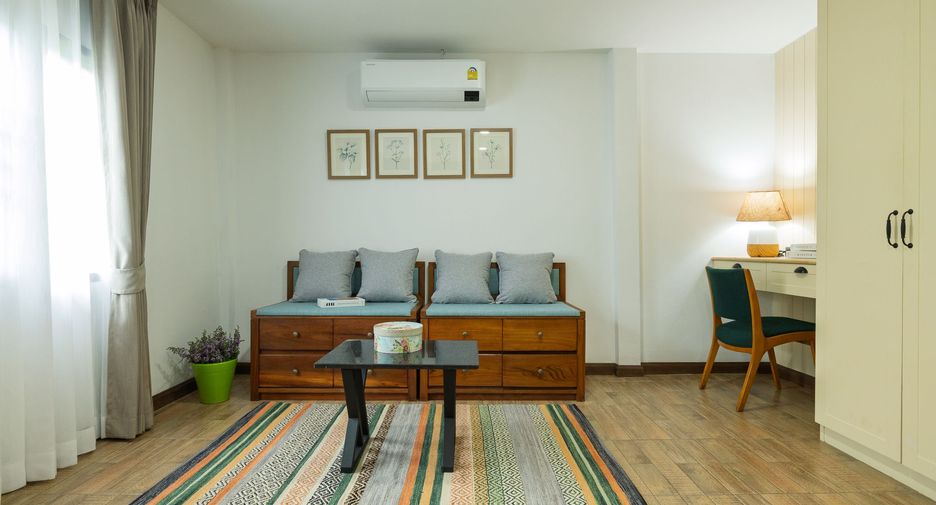 For rent 5 ベッドルーム house in Saraphi, Chiang Mai