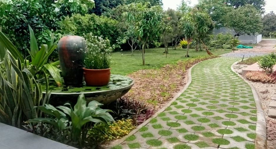 For rent 5 ベッドルーム house in Saraphi, Chiang Mai