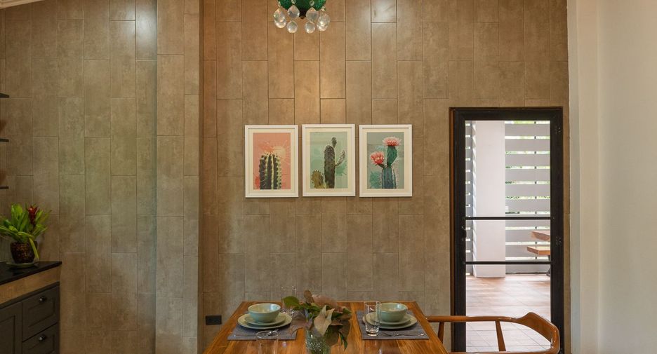 For rent 5 ベッドルーム house in Saraphi, Chiang Mai