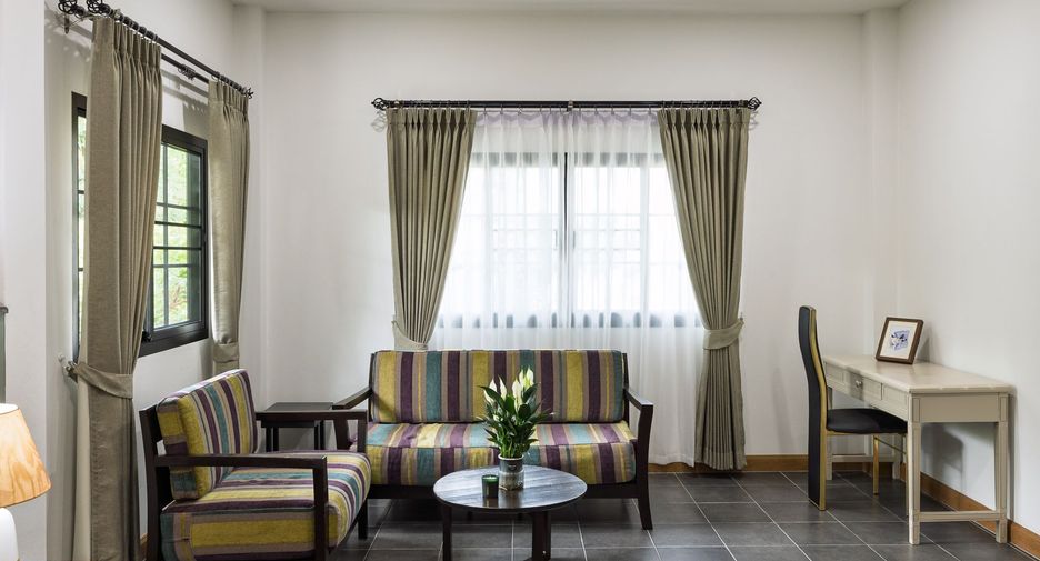 For rent 5 ベッドルーム house in Saraphi, Chiang Mai