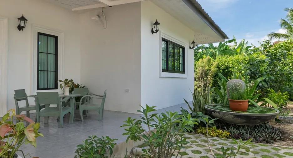 For rent 5 ベッドルーム house in Saraphi, Chiang Mai
