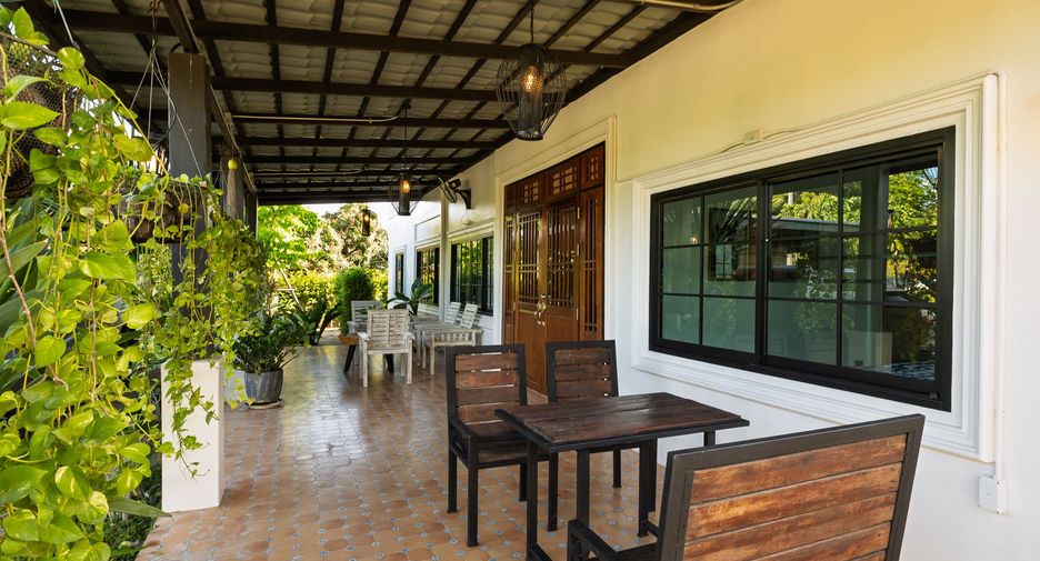 For rent 5 ベッドルーム house in Saraphi, Chiang Mai