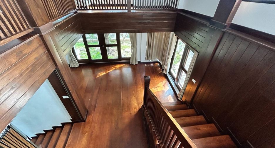 For rent 3 bedrooms house in Mueang Chiang Mai, Chiang Mai