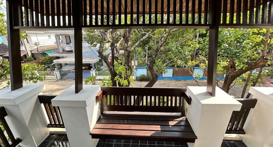For rent 3 bedrooms house in Mueang Chiang Mai, Chiang Mai