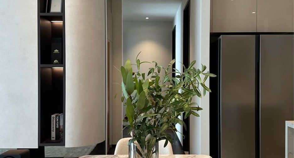 For sale and for rent 3 bedrooms condo in Khlong Toei, Bangkok