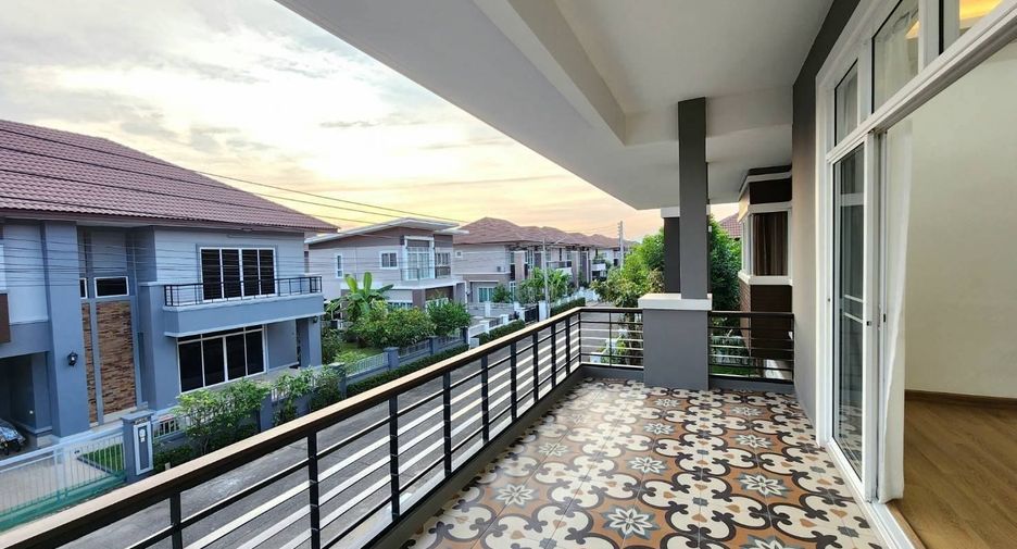 À vendre et à louer 5 chambres maison à San Kamphaeng, Chiang Mai