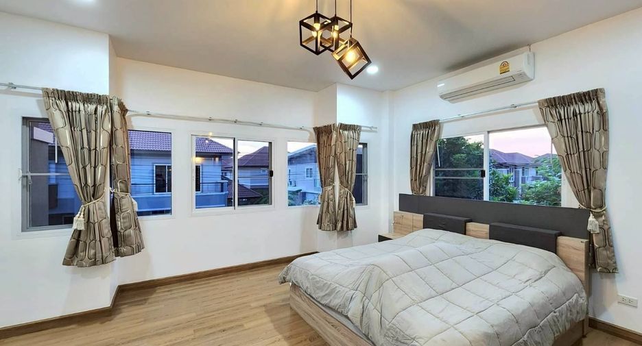 À vendre et à louer 5 chambres maison à San Kamphaeng, Chiang Mai