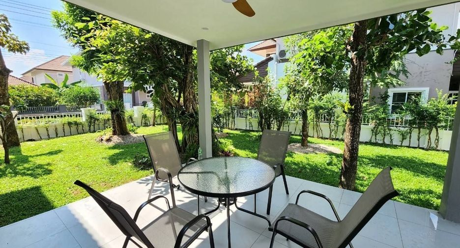 À vendre et à louer 5 chambres maison à San Kamphaeng, Chiang Mai