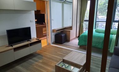 For rent 1 bed condo in Phra Khanong, Bangkok