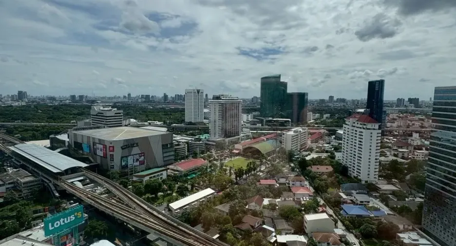 For sale 2 bedrooms condo in Chatuchak, Bangkok