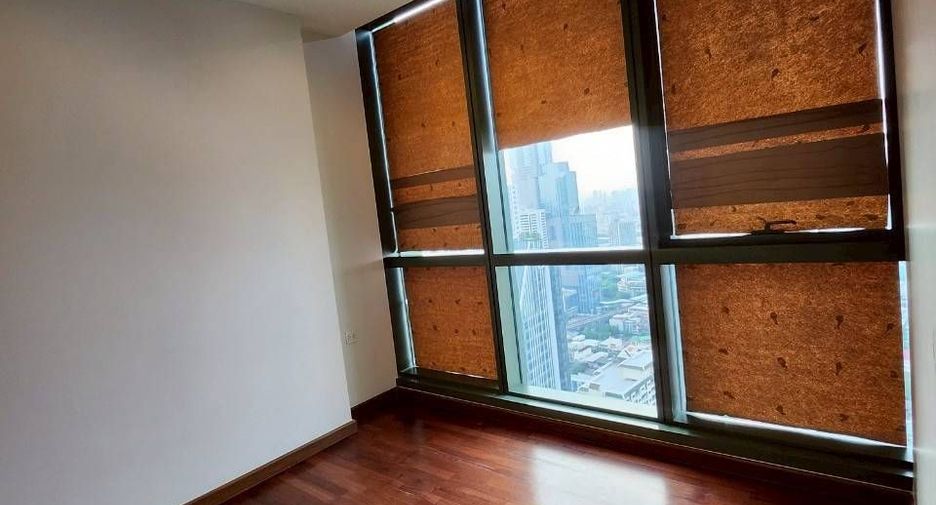 For sale 1 bed condo in Pathum Wan, Bangkok