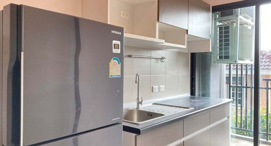 For sale 1 bed condo in Bang Phlat, Bangkok