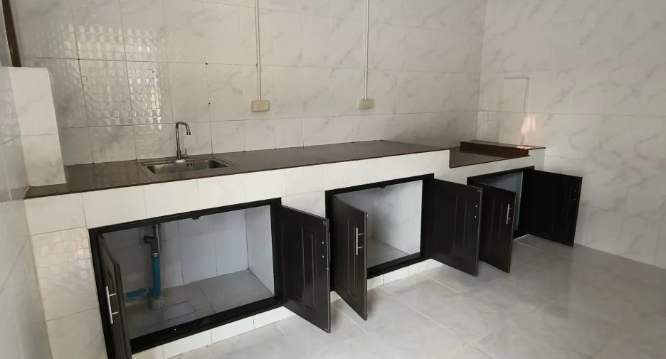 For sale and for rent 2 bedrooms townhouse in Bang Phli, Samut Prakan