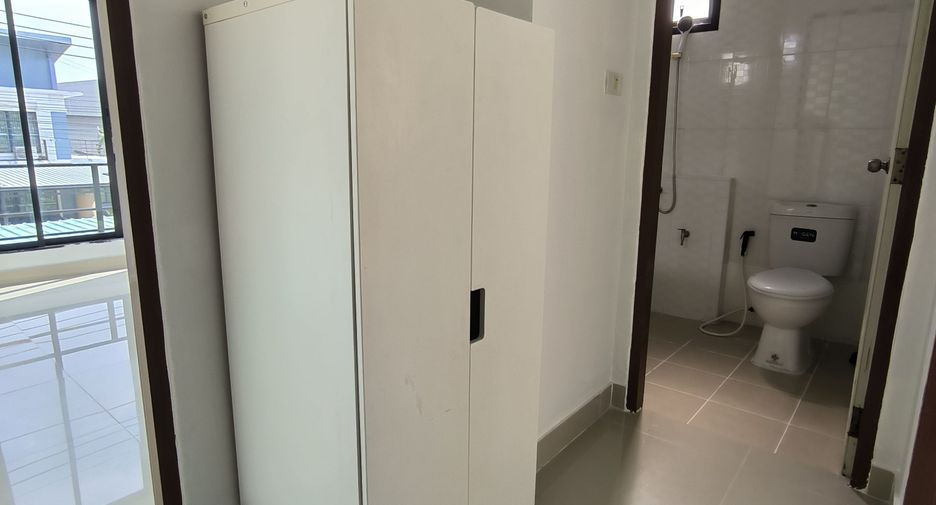For sale and for rent 2 bedrooms townhouse in Bang Phli, Samut Prakan